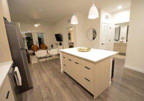 Luxury Apartment close to Attractions